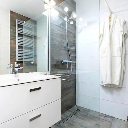 Apartamento Kolobrzeg, Aqua Sol Polanki Park, 300 M, Schwimmbad, Fitness, Parkplatz, Terasse